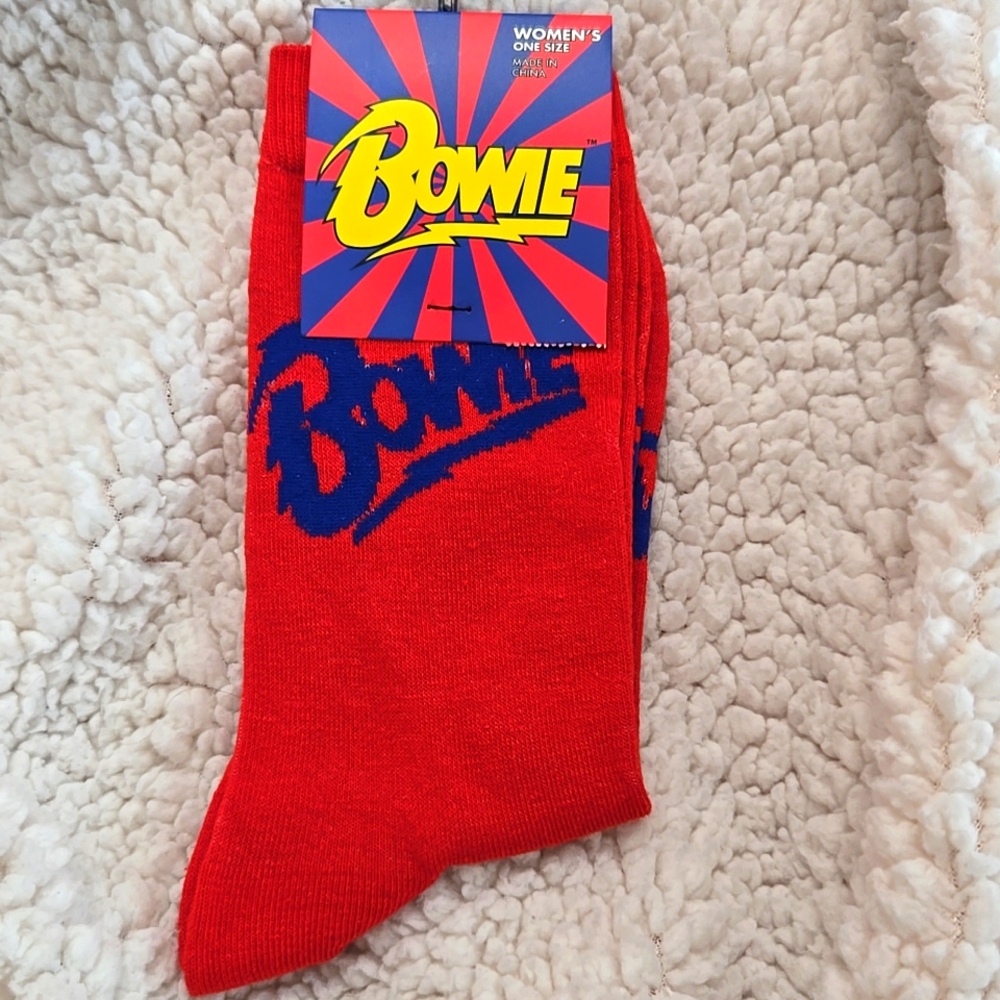 🌈4/$25 David BOWIE Casual Red Socks Rock And Roll Legend Icon NWT